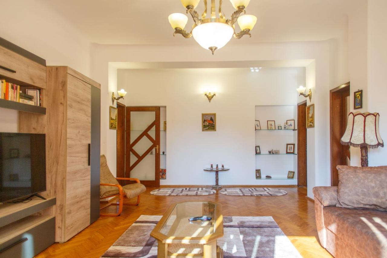 Barok Appart Braşov Extérieur photo